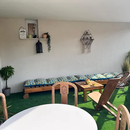 Boheme Chez Kawa Кавалер-сюр-Мер